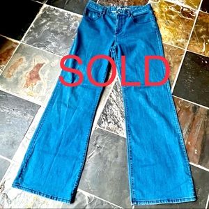 EUC! VICTORIA’S SECRET ‘LONDON JEANS,’ SUPER HIGH RISE WIDE LEG JEANS, SIZE 10